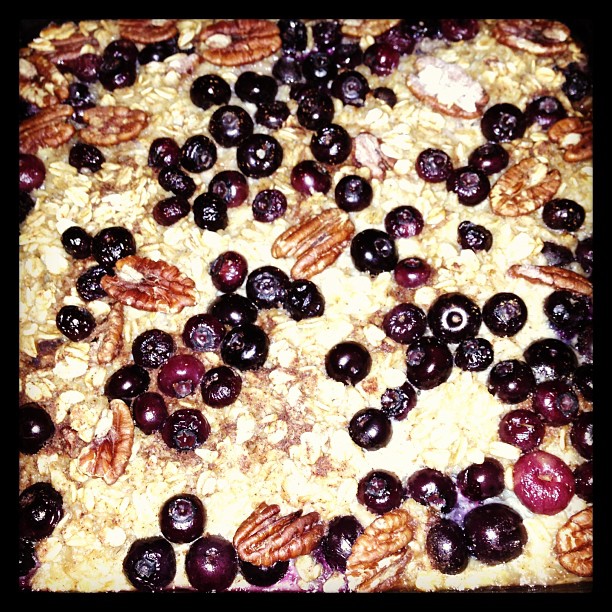 baked blueberry banana oatmeal #healthyliving #dayoff #breakfastforaweek