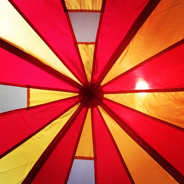 life inside the {actual} circus tent. how did mommy end up in here while brian is out on the move?