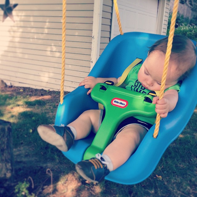 a little too much fun on the swing this morning :) ???? #stillhangingon #cheeks
